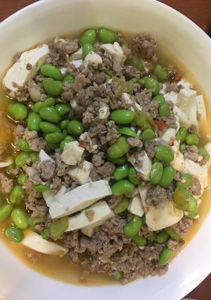 絞肉毛豆燴豆腐 的食譜成品照片