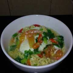 รูปของ Mie telor kuah pedas endeesssss