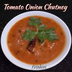 A picture of Tomato onion chutney.