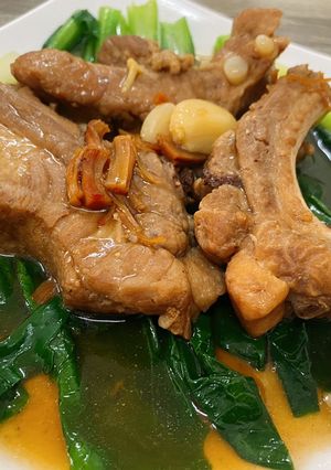 Hình của món Chinese : Sườn hầm sò khô.