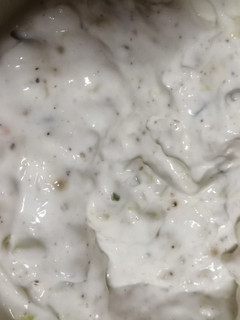 A picture of Pickled cucumber sauce.