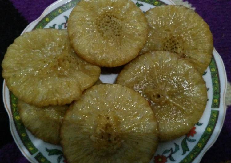 Kue cucur gula merah