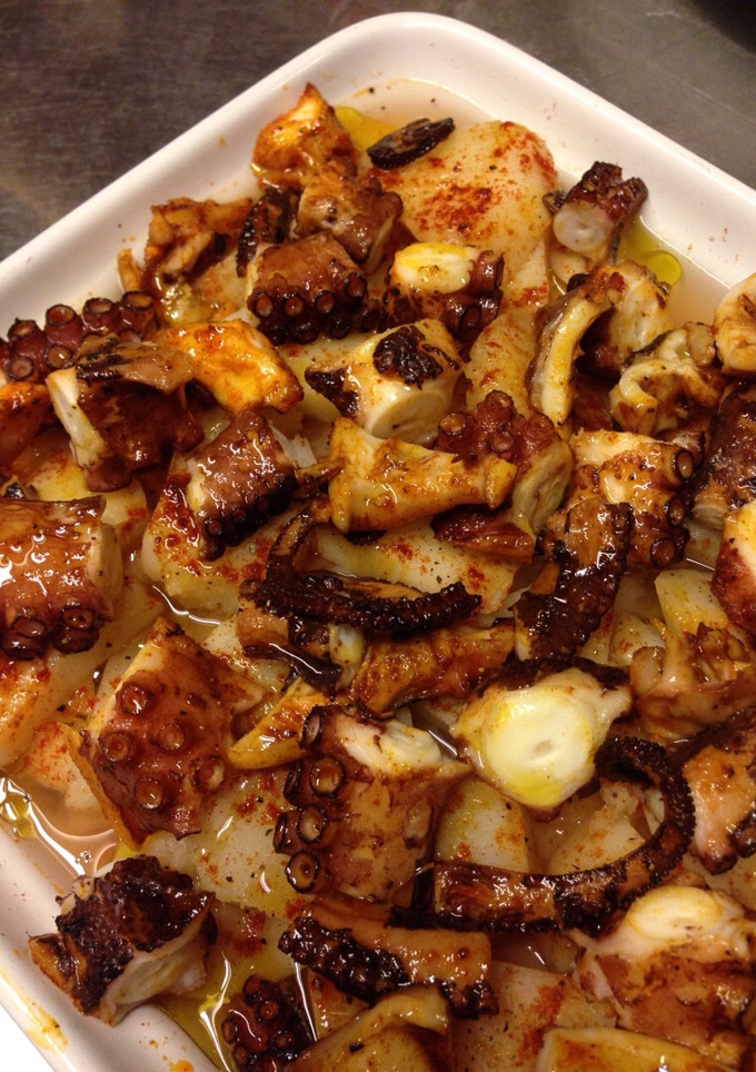Una foto de Pulpo con patatas 🐙