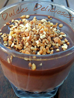 Foto principal de Crema de chocolate con crocanti de almendra 