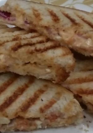 A picture of Grilled sandwich.