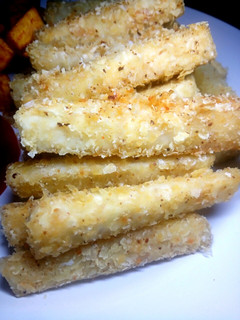 A picture of Crispy yam chips.