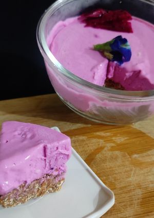 A picture of Dragon fruit non cheesy cheese cake.