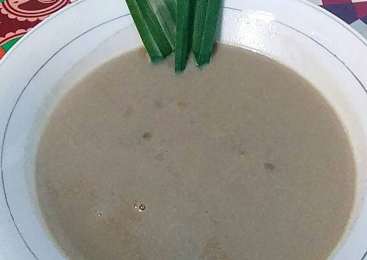 Bubur kacang ijo gula kelapa