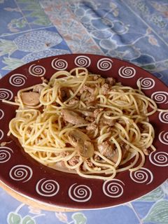 Foto de Esparguete com com cogumelos e carne