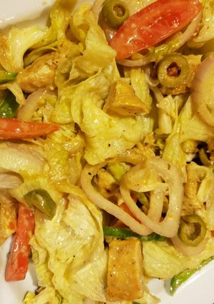 A picture of Ceaser salad.