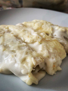 Una foto de Canelones de pollo asado