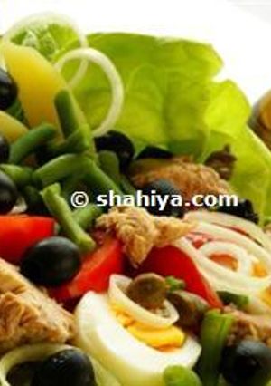 A picture of Easy Nicoise salad.