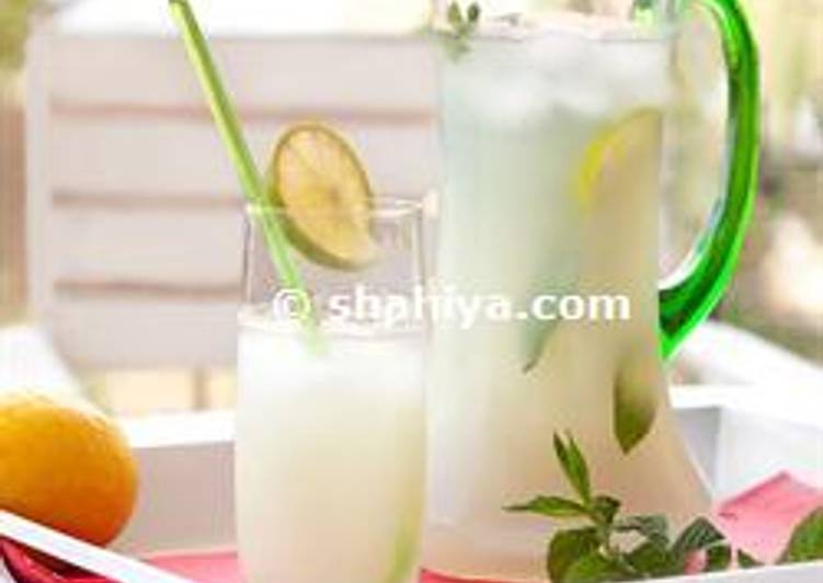 Recipe of Quick Lemonade drink