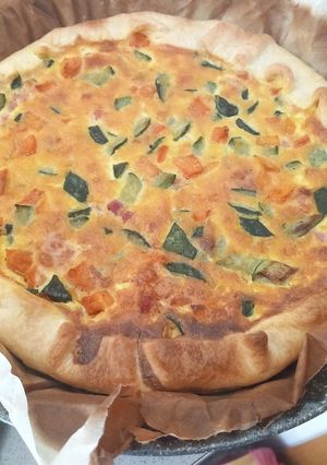 Foto di Quiche svuotafrigo agli ortaggi