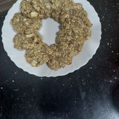 A picture of Oatmeal banana cookies.