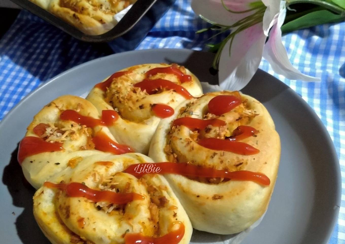 Pizza Roll Tempe Bolognese