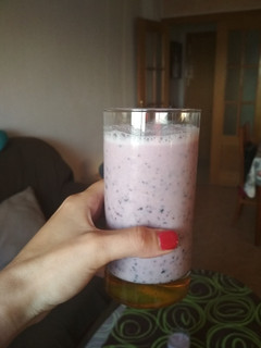 Una foto de Batido vegano de arándanos