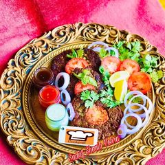 A picture of Chapli kabab.