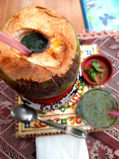 तुलसी कोकोनट पंच (tulsi coconut punch recipe in Hindi) रेसिपी मुख्य फोटो