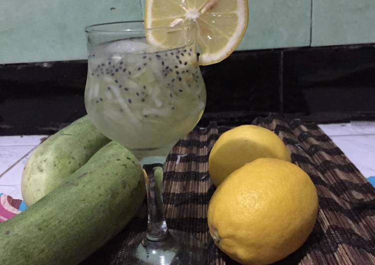 Langkah Mudah untuk Membuat Es timun selasih,,,🍹Le boh timon yang Lezat