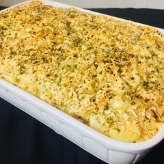 A picture of 🌺Mac ‘and’ cheese with a twist.