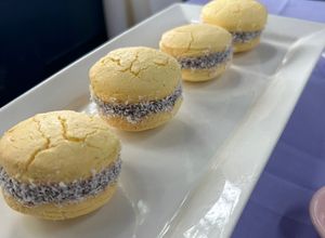 Una foto de Alfajor de maicena