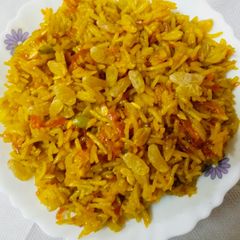 A picture of Jaggery and carrot rice.
