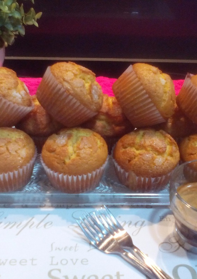 Una foto de Magdalenas de queso y mango