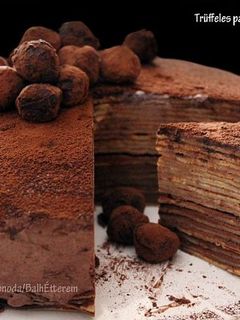 Trüffeles palacsintatorta recept fotója