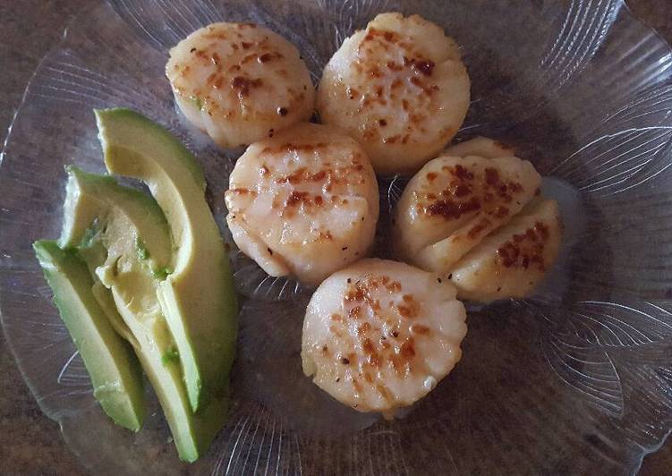 Steps to Prepare Appetizing Easy Scallop Lunch