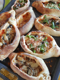 Φωτογραφία της συνταγής 🍕🍻 Πεντανόστιμα Πεϊνιρλί 🍕 🍻