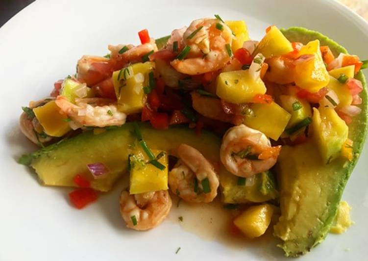 Ceviche de Camarón y Mango Biche