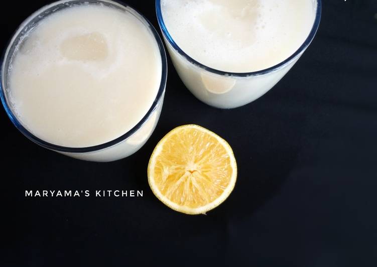 How to Prepare Favorite Orange milkshake