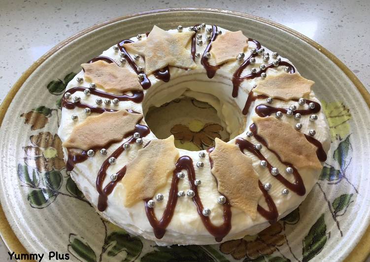 Step-by-Step Guide to Make Speedy Christmas Wreath Cake