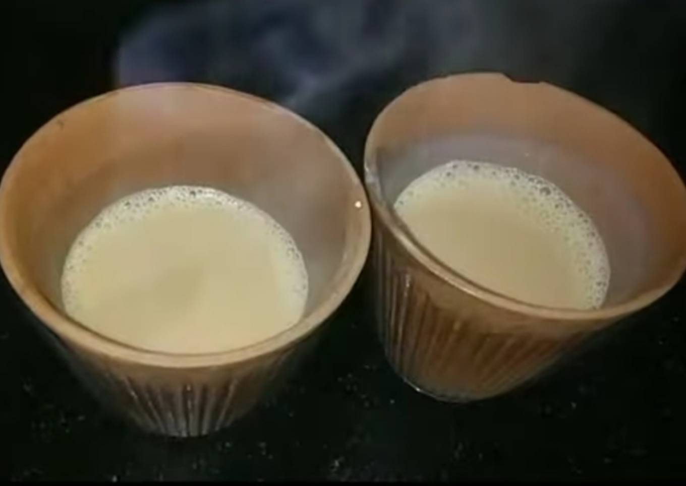 Ginger tea (adrak wali chai)