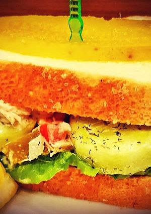 A picture of Mike's Crispy Southwestern Chicken Salad.