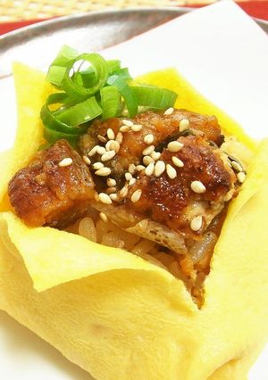 A picture of Unagi Tamago Sushi for Entertaining.
