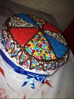 Una foto de Torta Candy🎂