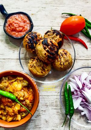 A picture of Bihar Special Litti Chokha.