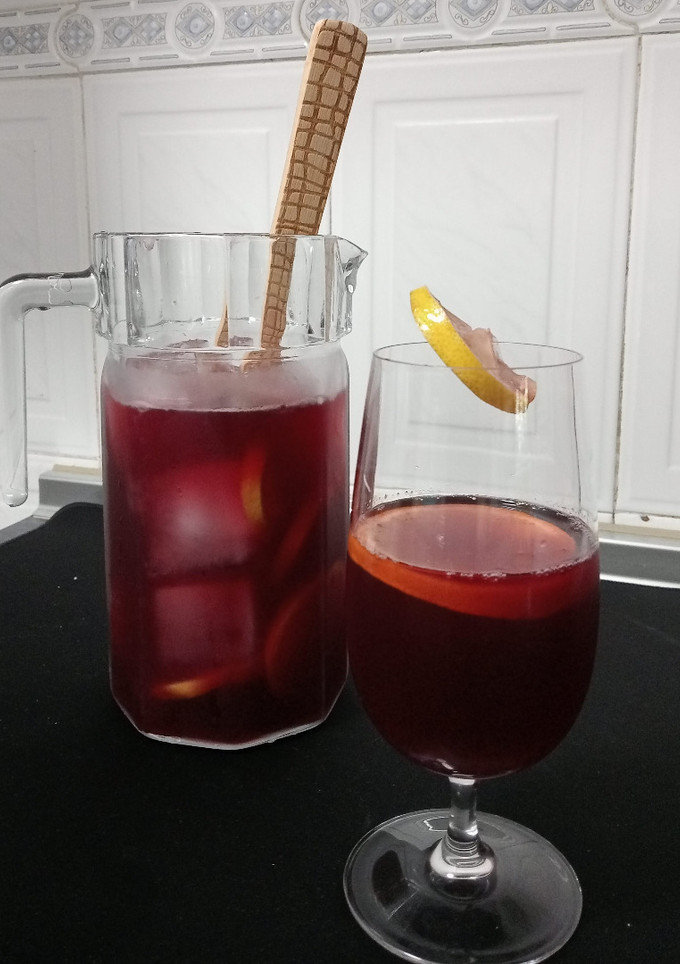Una foto de Tinto de verano
