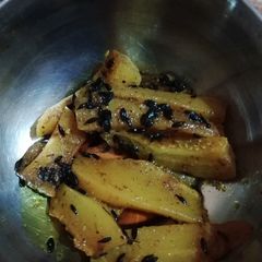 A picture of Starfruit pickle.