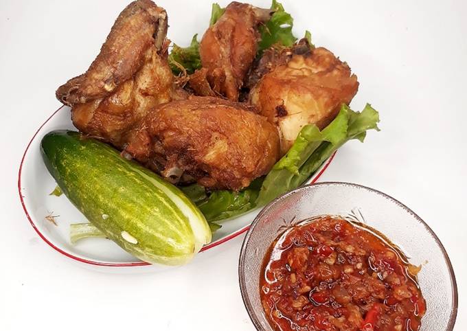 Pecel Ayam Sambal Bawang