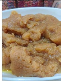सूजी का हलवा (sooji ka halwa recipe in Hindi) रेसिपी मुख्य फोटो