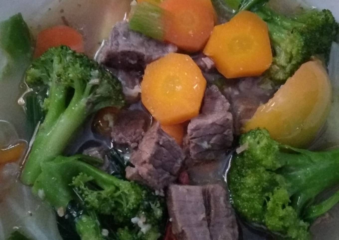 Cara Gampang Membuat Sup daging sapi, Enak Banget