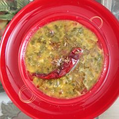 A picture of Dal palak.