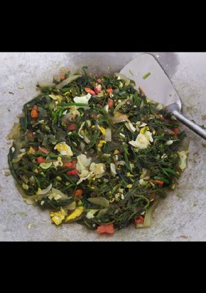 Foto resep Tumis daun paku pakuan