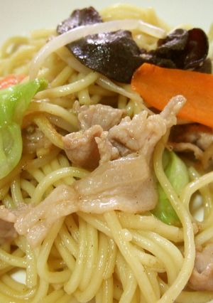 A picture of Osho's Soy Sauce Yakisoba.