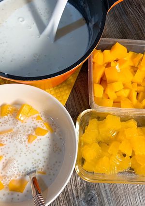 Hình của món Chè xoài bột báng.