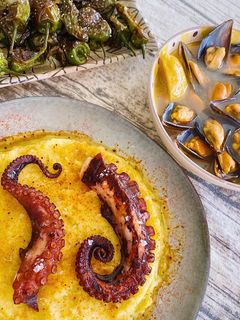 Una foto de Pulpo a la Brasa