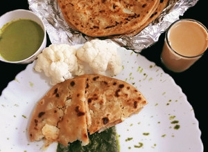 A picture of Gobhi Paratha.